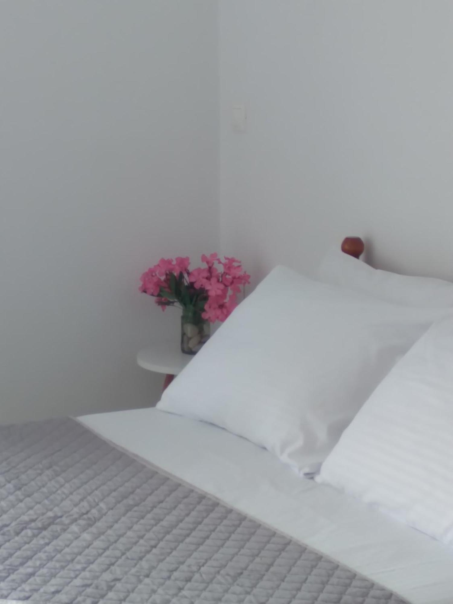 Nadim Rooms Himare Luaran gambar