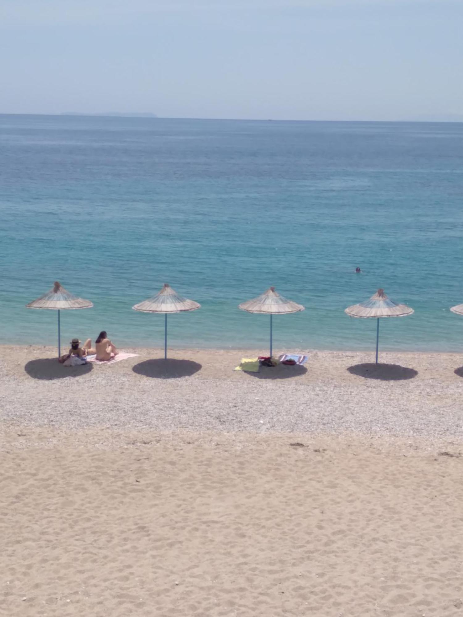 Nadim Rooms Himare Luaran gambar