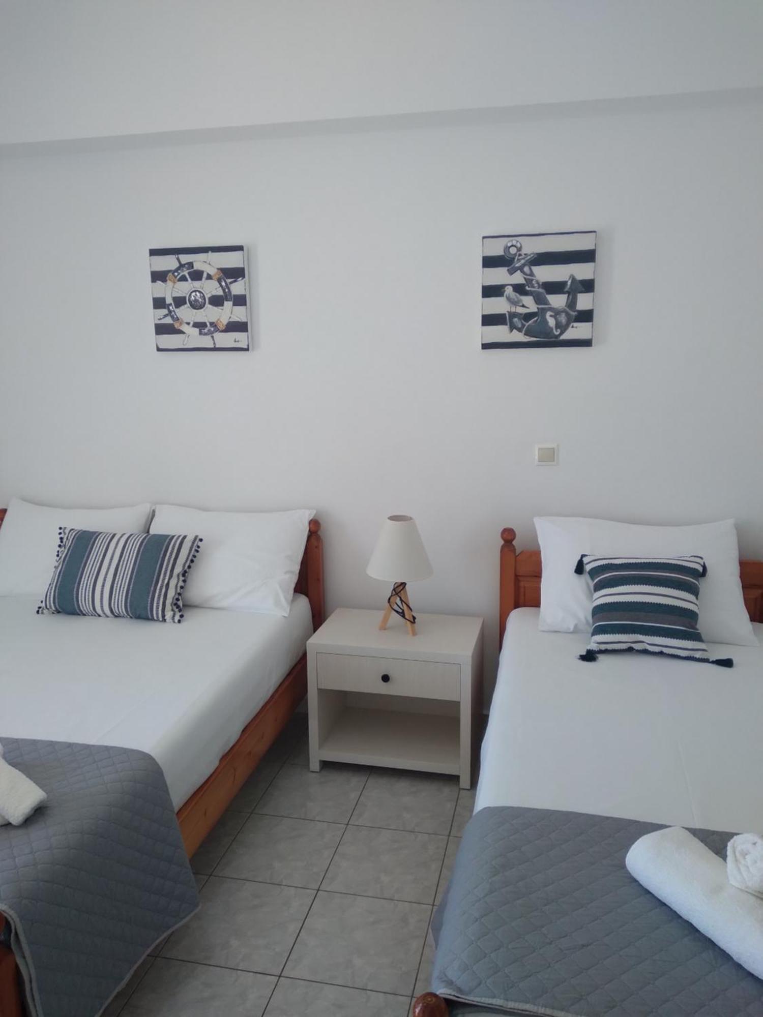 Nadim Rooms Himare Luaran gambar