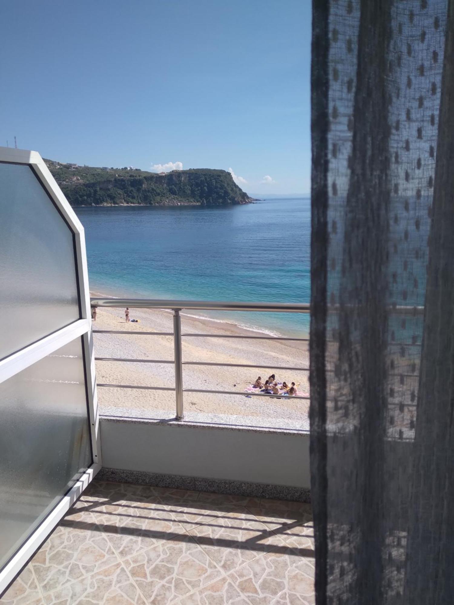 Nadim Rooms Himare Luaran gambar